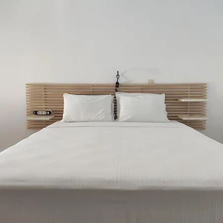Thin Alos Apartment *
